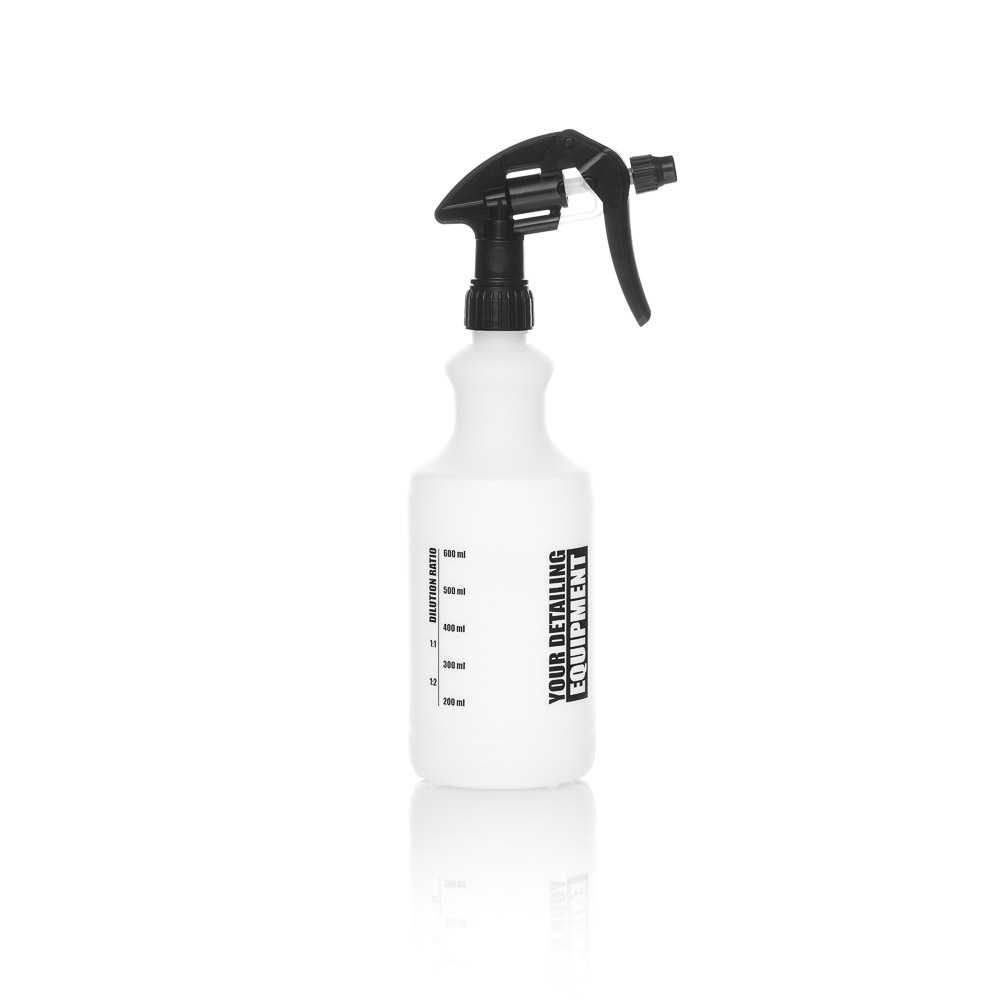 Easily pour and mix detailing chemicals with the Work Stuff 750ml Working Bottle. Featuring a large capacity, it's perfect for use in the detailing process.